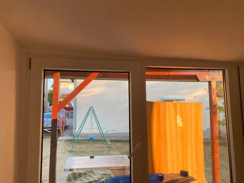 Obrada špaletni i PVC portal – u toku radova – Dekor Avramović