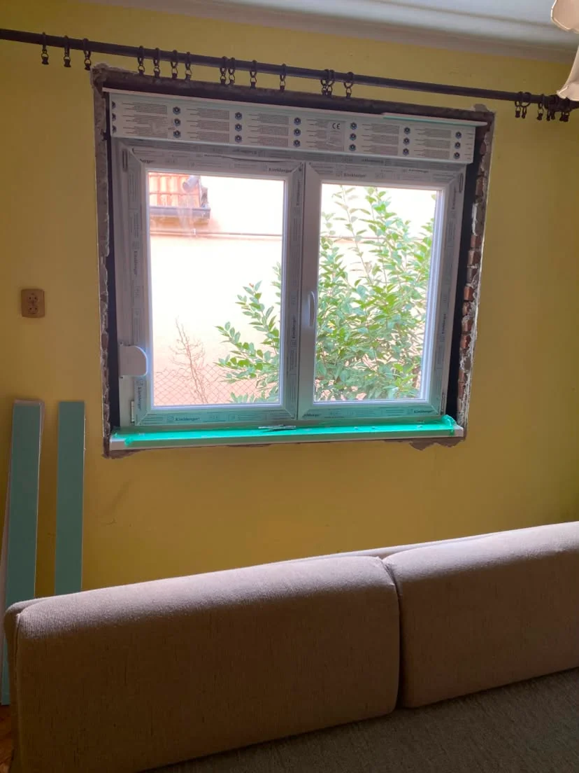Obrada špaletni PVC prozor – pre radova – Dekor Avramović
