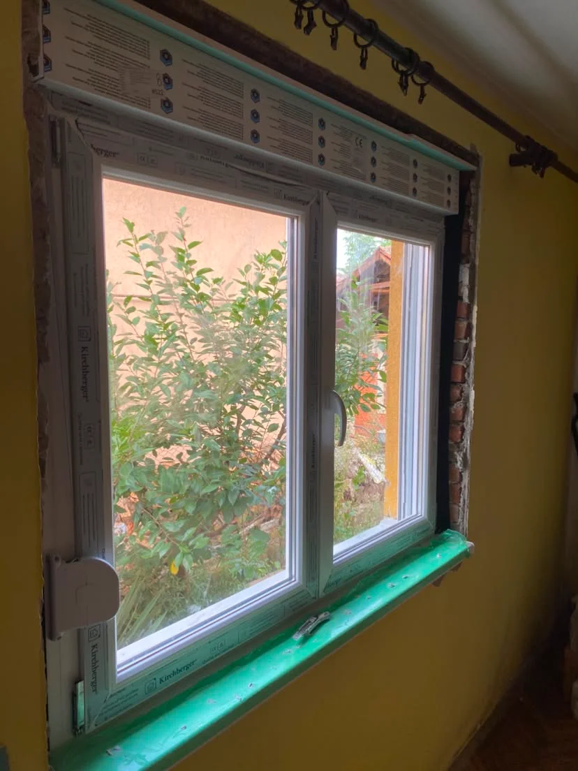 Obrada špaletni PVC prozor – u toku radova – Dekor Avramović